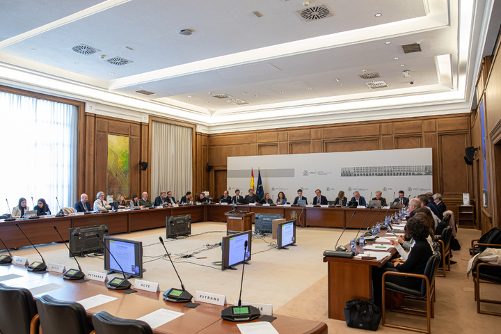 La directora general de Movilidad y Litoral, Marina Munuera, en la reunión de la Comisión de Directores Generales de Transporte del Estado y de las Comunidades Autónomas convocada por el Ministerio para abordar la ejecución de los fondos europeos Next Movilidad (2)