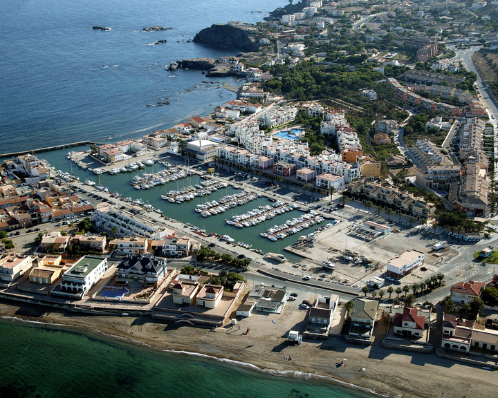 Imagen del puerto de Cabo de Palos (Cartagena)