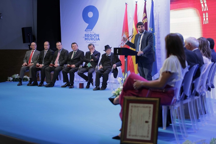 Acto institucional con motivo del Día de la Región de Murcia (4)