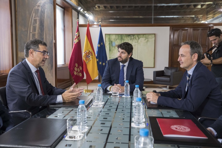 Reunión con los rectores de la Universidad de Murcia y de la Universidad Politécnica de Cartagena (4)