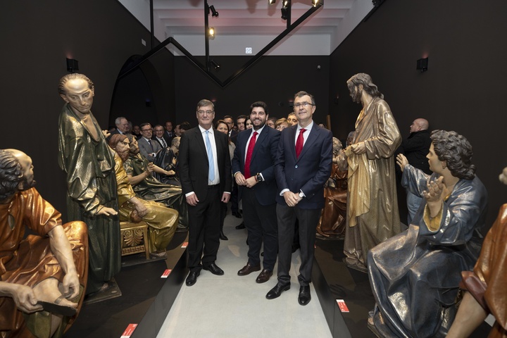 López Miras inaugura el Museo de la Archicofradía de la Sangre (1)