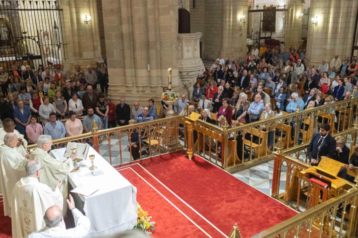 El presidente Fernando López Miras asiste a la eucaristía de despedida de la Virgen de la Fuensanta (2)
