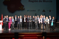 López Miras elogia a los premiados de la primera edición de los Premios Región de Murcia, "los mejores embajadores de la Región"