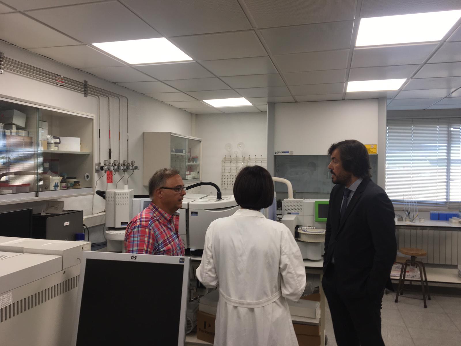El consejero Motas visitó hoy el Instituto de Seguridad y Salud Laboral