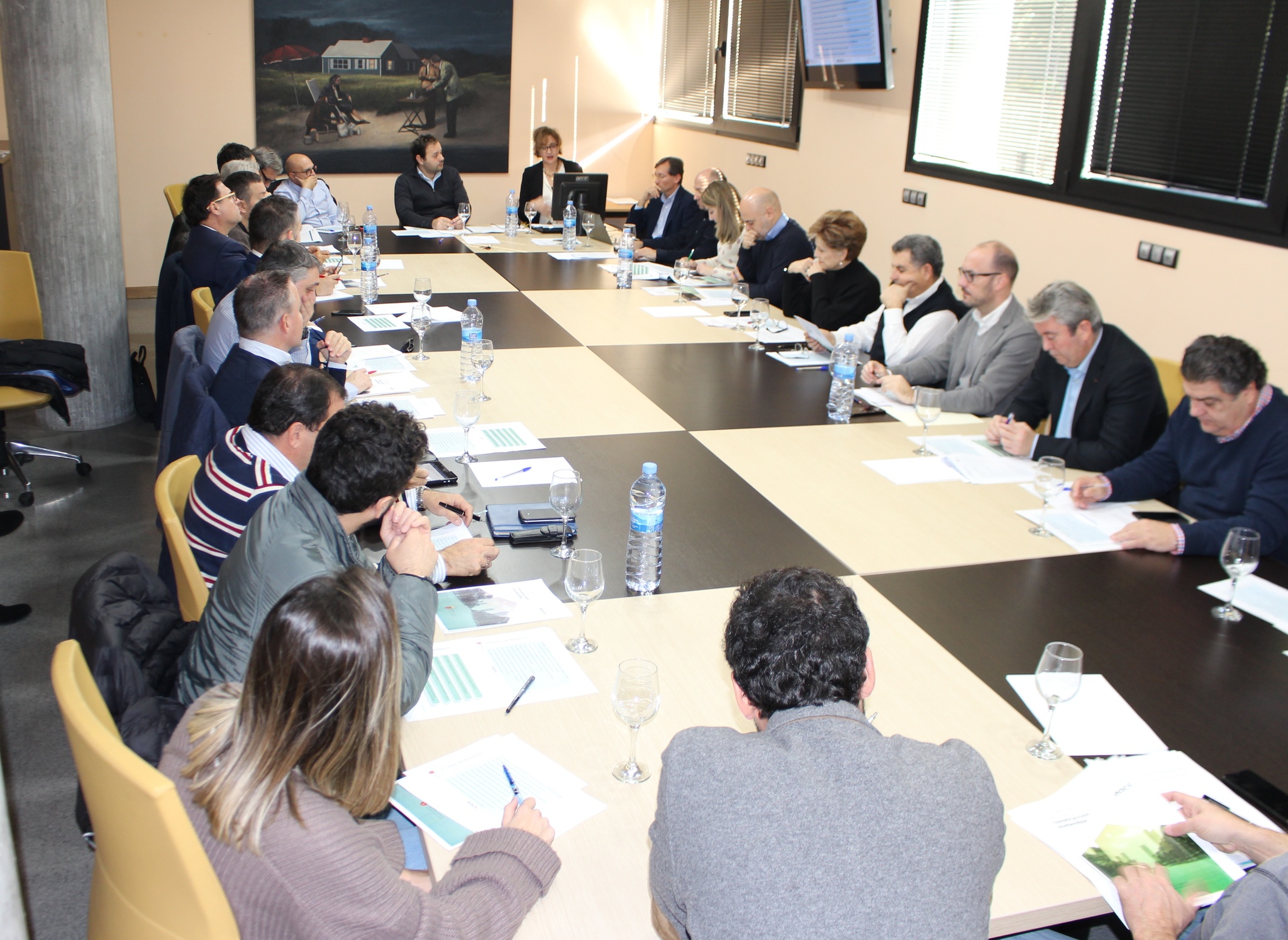 Imagen de la reunión de la mesa de trabajo de la Estrategia de Arquitectura y Construcción Sostenible (EACS)