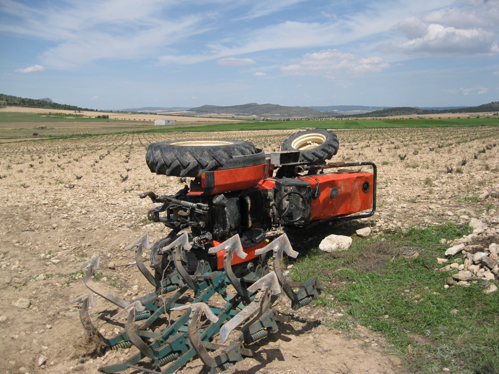 Imagen de un vuelco de tractor