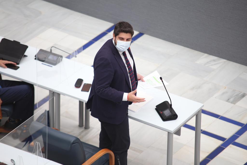 El presidente López Miras, durante su comparecencia en el pleno de la Asamblea Regional