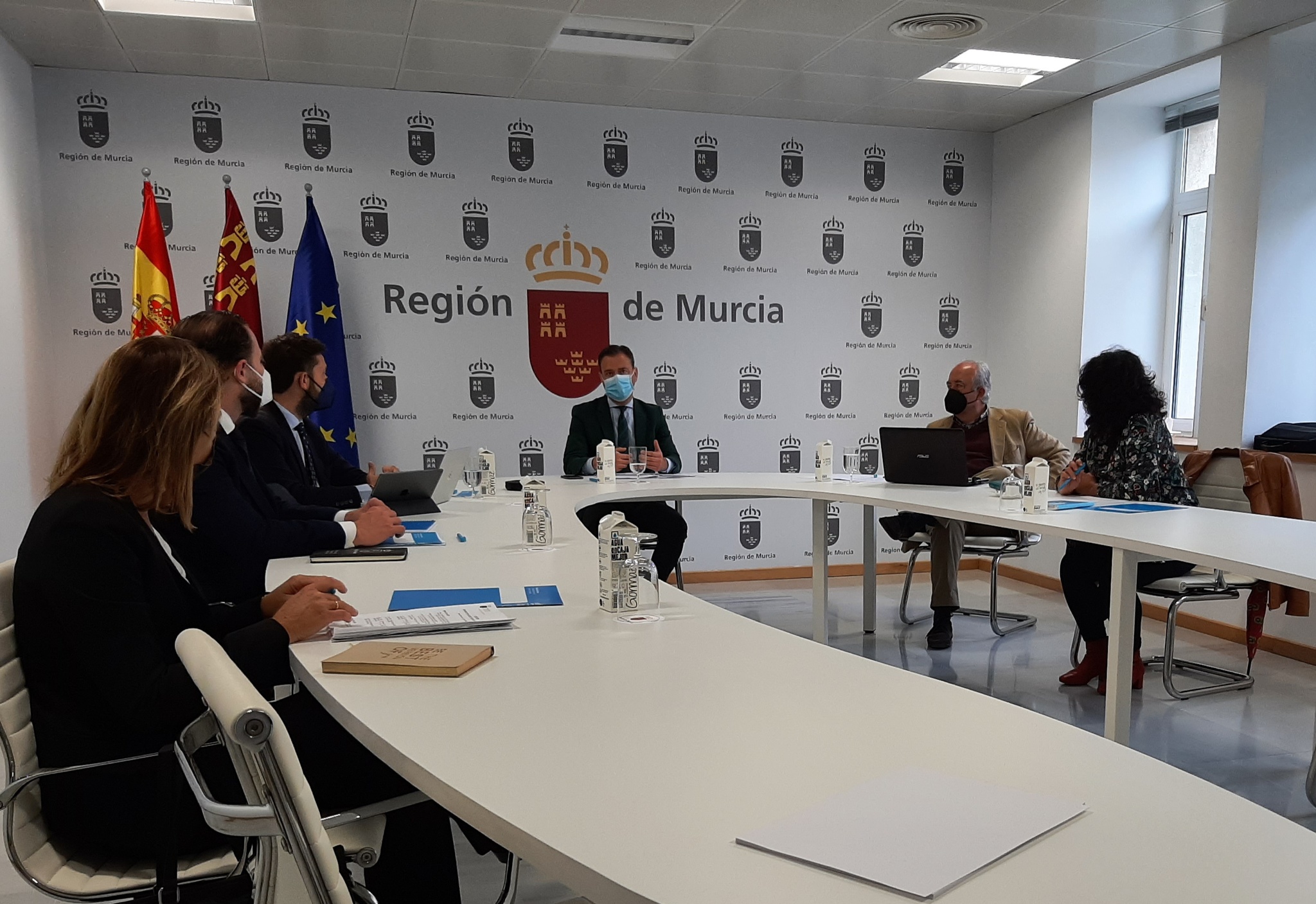 Reunión de la Mesa del Turismo celebrada esta mañana en Cartagena de forma online y presencial