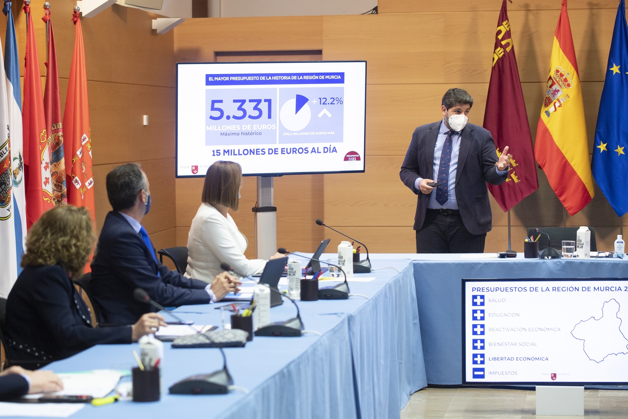 Fernando López Miras, durante la reunión del Consejo de Gobierno en la que se ha aprobado el Proyecto de Ley de Presupuestos de la Comunidad para 2021