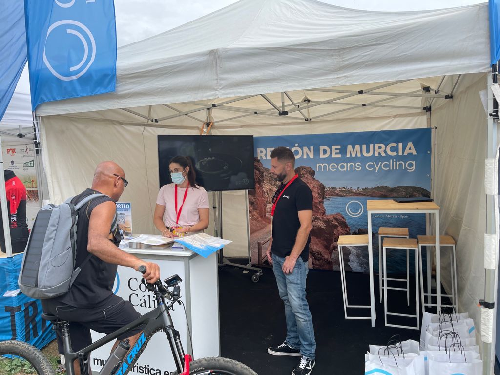 La Región dispone de un espacio en el Festival Sea Otter Europe para promocionar la oferta de turismo de bicicleta.