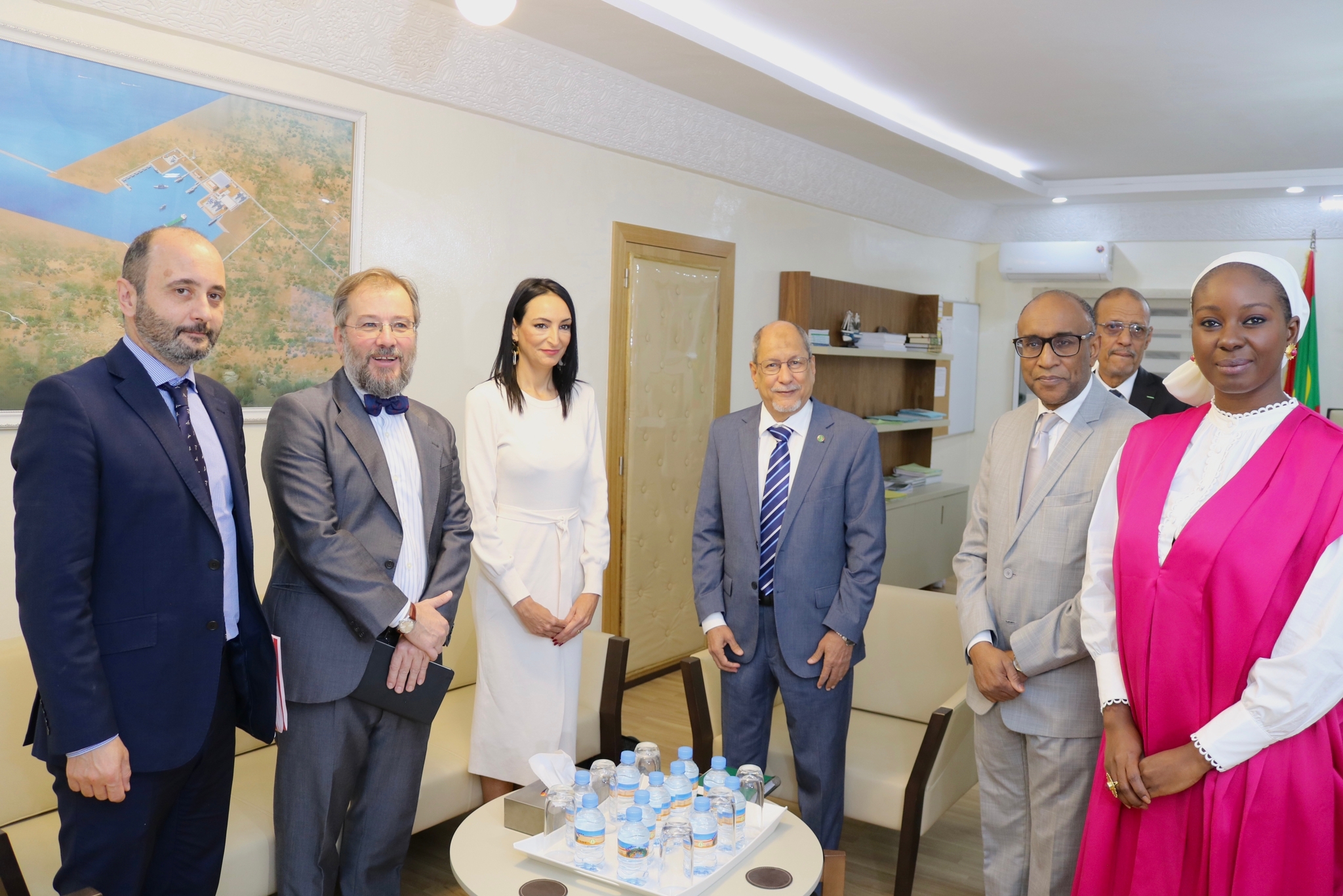 La consejera de Empresa, Empleo, Universidades y Portavocía, Valle Miguélez, se reunió con el  secretario general del Ministerio de Asuntos Económicos de Mauritania, Yacoub Ahmed Aicha.