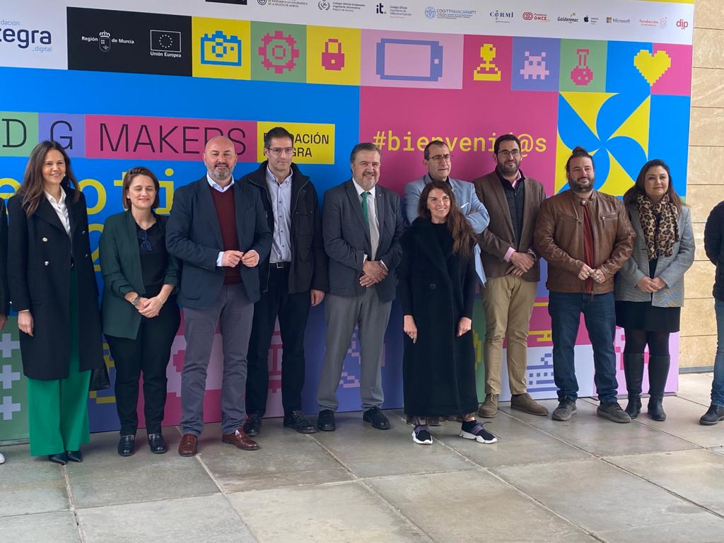 El director general de Atención a la Diversidad, Innovación y Formación Profesional, Juan García Iborra, participó en el evento 'eMotion 2023'.