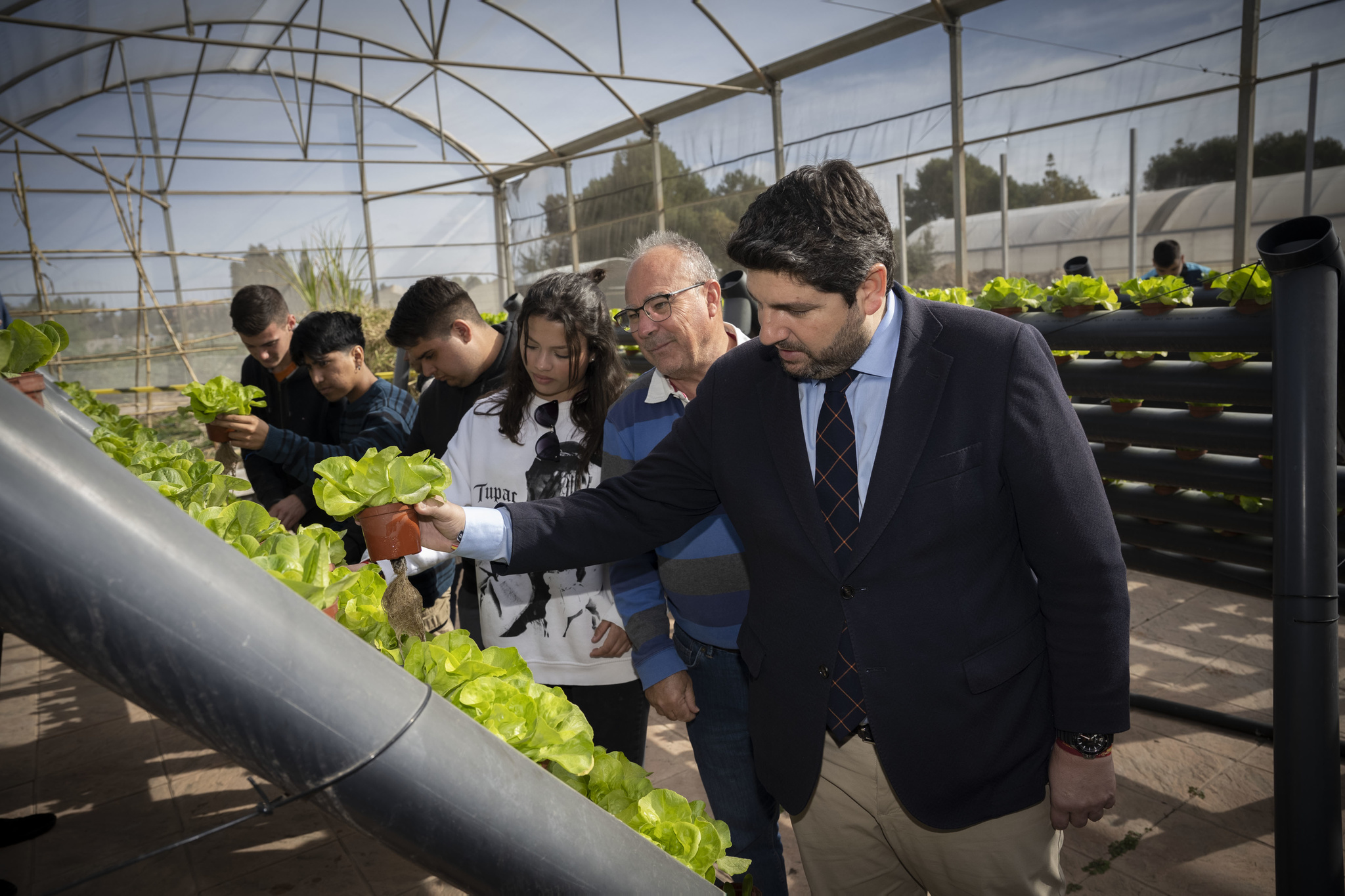 López Miras visita el Centro Integrado de Formación y Experiencias Agrarias de Torre Pacheco