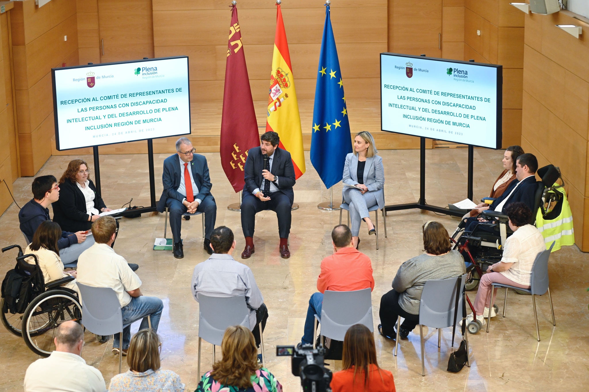 López Miras se reúne con el comité de representantes de Plena Inclusión, la federación de asociaciones de discapacidad intelectual