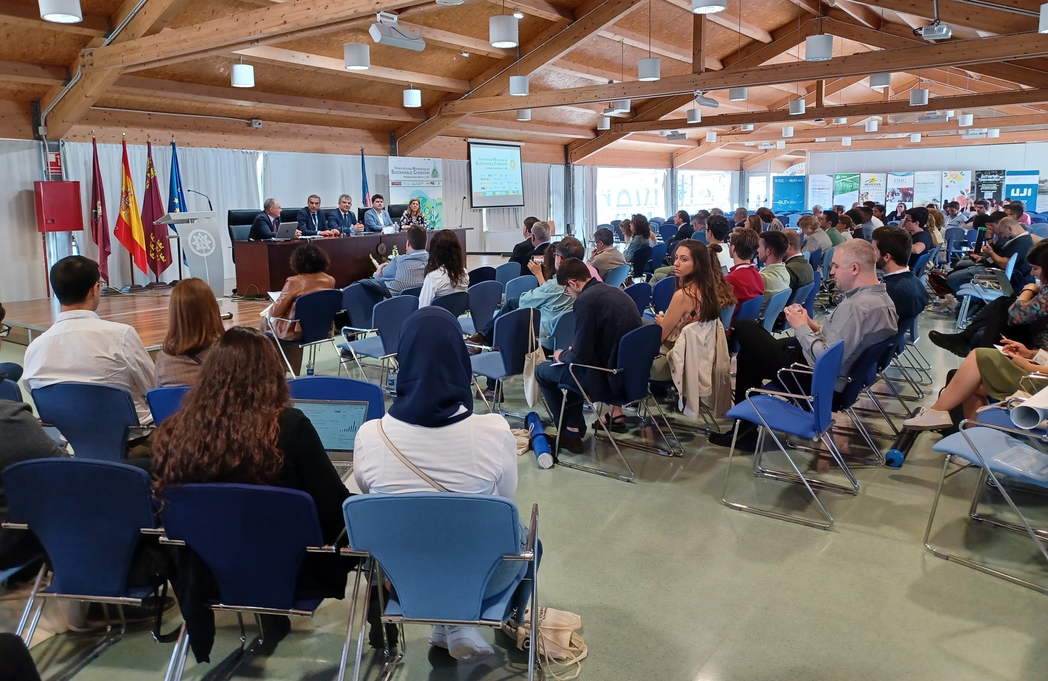 El consejero de Medio Ambiente, Mar Menor, Universidades e Investigación, Juan María Vázquez, participa en la inauguración del 'International Workshop on Sustainable Chemistry'