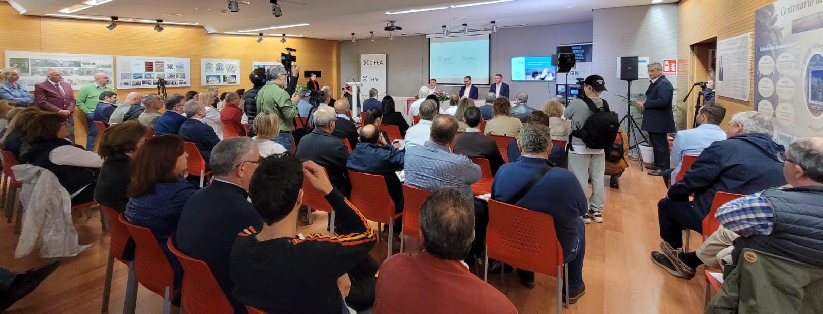 El consejero Antonio Luengo intervino en el acto de entrega de premios de recetas con gallina murciana.