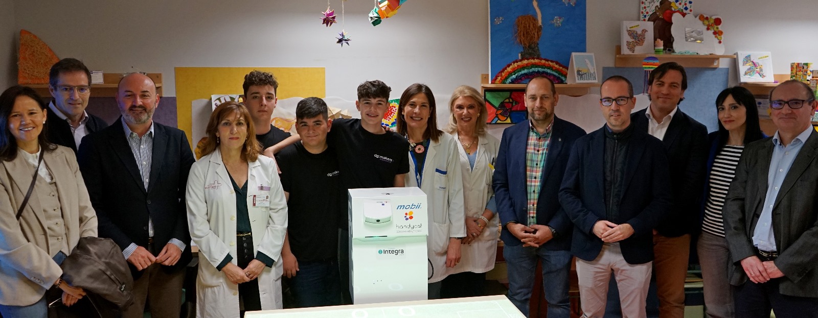 Entrega del dispositivo tecnológico a las Aulas Hospitalarias