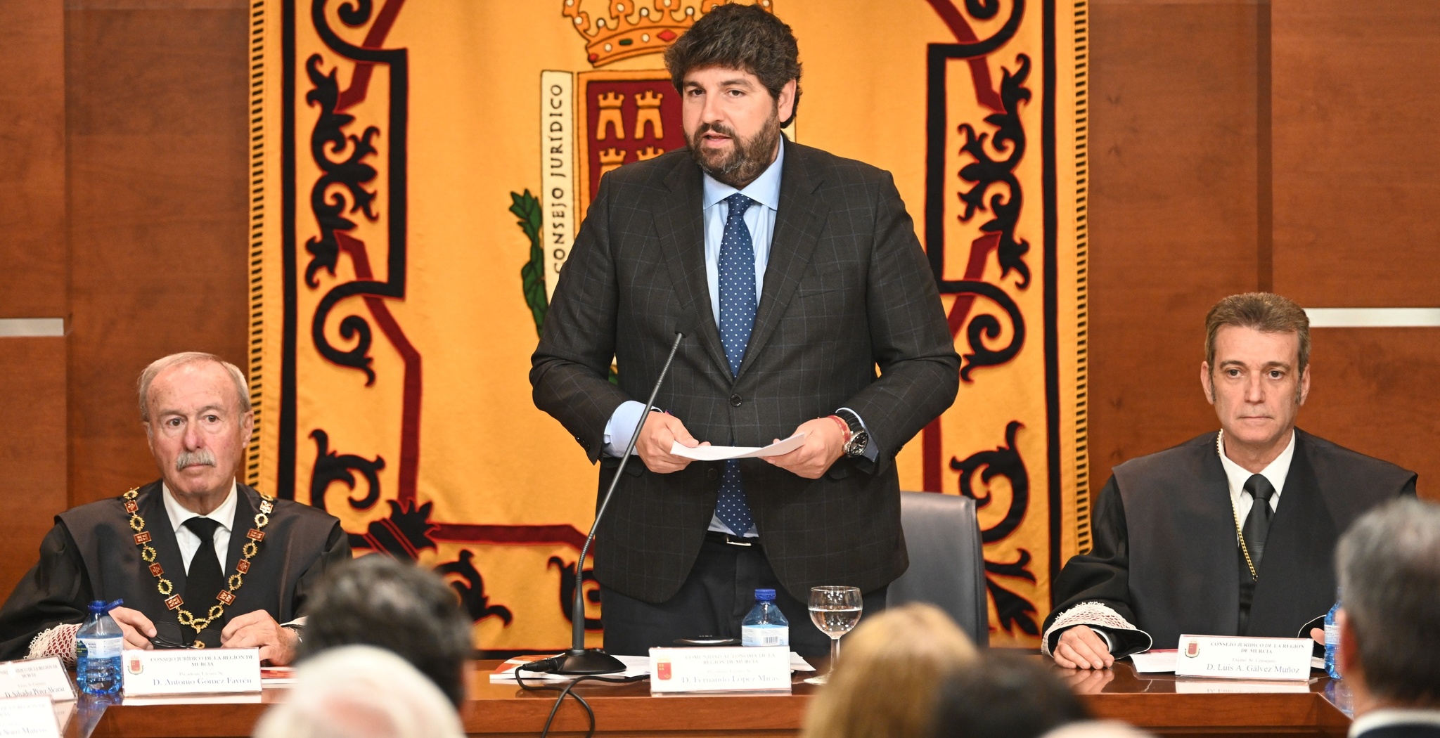 Foto web