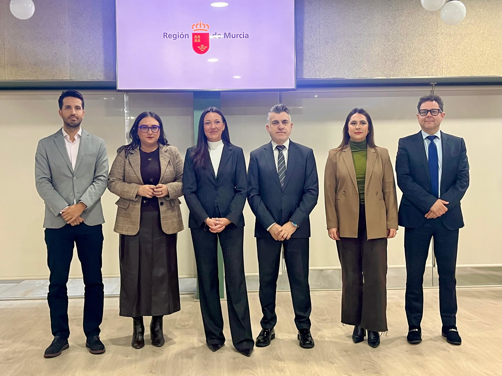 La consejera Carmen Conesa, con su equipo, en la presentaci&oacute;n del balance de 2025 ofrecido hoy.&nbsp;