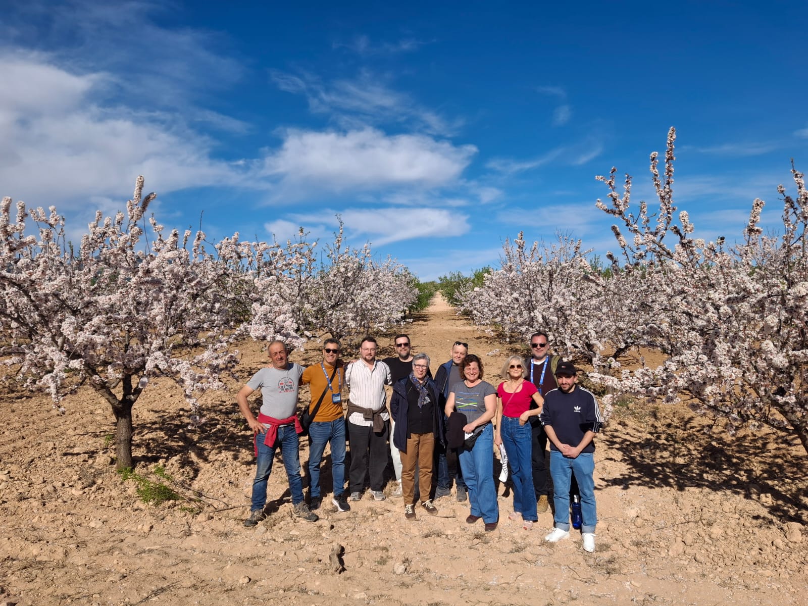 Un grupo de periodistas alemanes, que ha visitado la Regi&oacute;n de Murcia esta semana, ha conocido las floraciones de Mula y Cieza