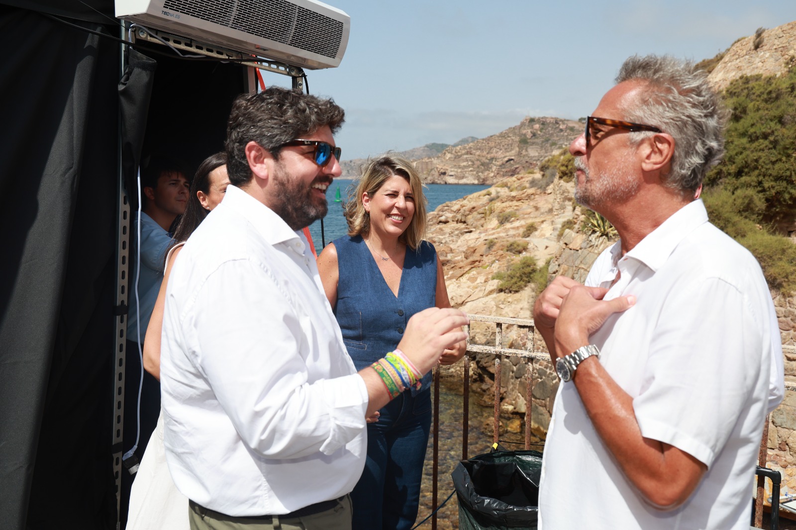L&oacute;pez Miras junto al director de la pel&iacute;cula 'People of the book', Michael Haussman