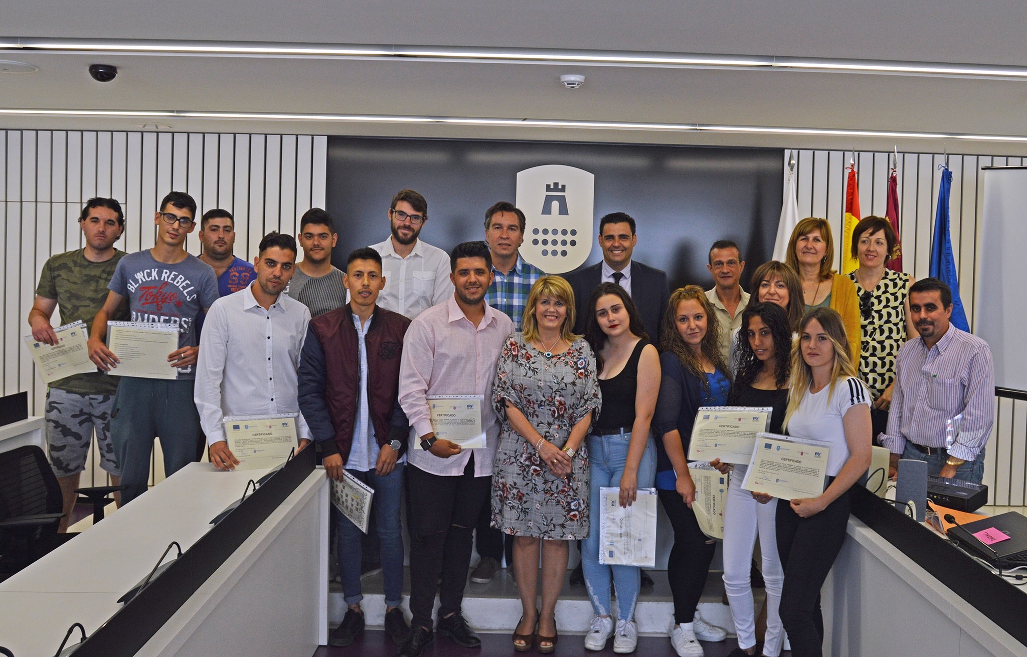 El director general del Servicio Regional de Empleo y Formación, Alejandro Zamora, clausuró hoy un programa mixto de empleo y formación para jóvenes parados en Las Torres de Cotillas