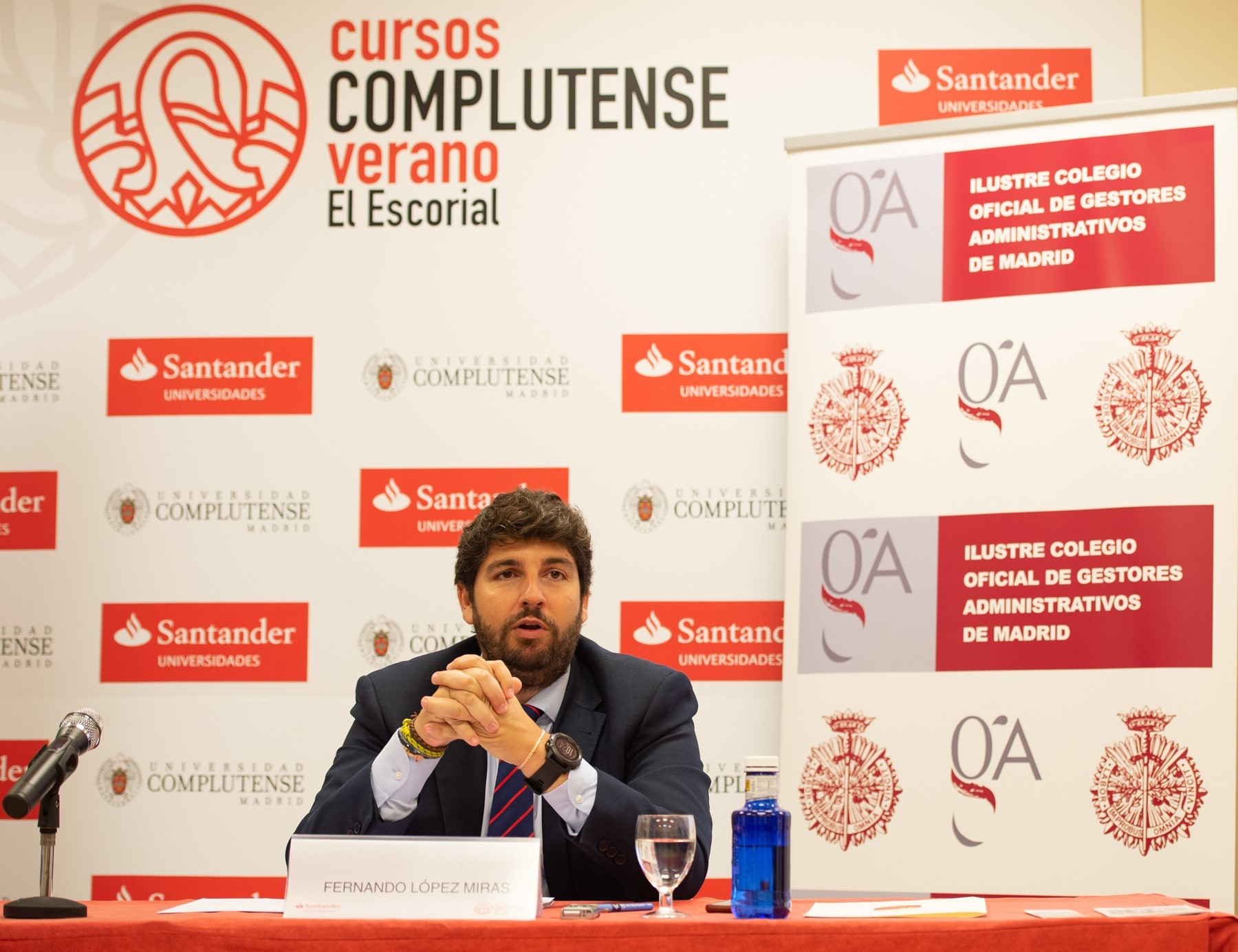 El presidente de la Comunidad participa como ponente en los Cursos de Verano de San Lorenzo del Escorial, organizados por la Universidad Complutense de Madrid