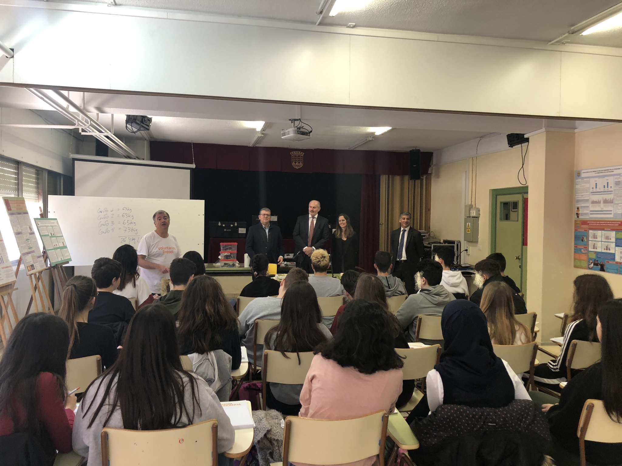 El director general de Atención a la Diversidad y Calidad Educativa, Francisco Martínez, asiste a una de las actividades organizadas dentro del programa  'Energía con conciencia'