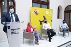 López Miras inaugura la jornada de trabajo 'Transformando clientes en creyentes', impartida por Andy Stalman y dirigida al sector agroalimentario