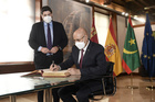 López Miras recibe en el Palacio de San Esteban al presidente de Mauritania, Mohamed Ould Ghazouani (2)
