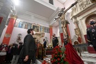López Miras asiste al besapié del Cristo del Perdón, "una de las mañanas más emotivas de toda la Semana Santa"