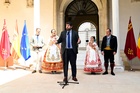 López Miras recibe a las Reinas de la Huerta (3)