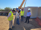 La Comunidad instala marcos de hormigón para contener las avenidas de agua en la vía que discurre por la población cartagenera de La Aparecida (1...