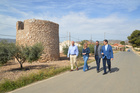 El Consejero de Fomento e Infraestructuras, José Ramón Díez de Revenga, durante la presentación de las obras de acondicionamiento del vial que une...