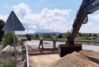 Operarios durante el desarrollo de las obras de mejora de la variante de Barranda, en Caravaca de la Cruz (2 de 2)