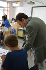 El director general de Territorio y Arquitectura, Jaime Pérez Zulueta, durante el taller de Arquitectura Sostenible desarrollado en el CEIP La Flota...