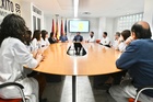 López Miras visita el servicio de Oncohematología Pediátrica del hospital Virgen de la Arrixaca.