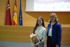 La consejera de Política Social, Familias e Igualdad, Conchita Ruiz, durante la entrega de premios del certamen literario