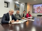 El Gobierno regional entrega al Ayuntamiento de Mazarrón dos viviendas de la Comunidad para garantizar el hogar a familias del municipio (2)
