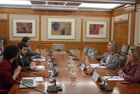 La consejera de Política Social, Familias e Igualdad, Conchita Ruiz, durante la reunión con el ministro de Derechos Sociales, Pablo Bustinduy (2)
