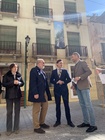 El consejero de Fomento e Infraestructuras, Jorge García Montoro, acompañado del alcalde de Caravaca de la Cruz, José Francisco García, durante la...