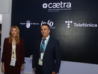 La consejera de Empresa, Empleo y Economía Social, Marisa López Aragón, posa junto con el director de Defensa y Seguridad de Telefónica, Javier López...