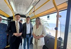 El consejero de Fomento e Infraestructuras, Jorge García Montoro, junto a la alcaldesa de Cartagena, Noelia Arroyo, y el alcalde de San Javier, José...