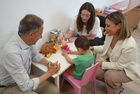 La consejera de Política Social, Conchita Ruiz, junto con el alcalde de Lorca, Fulgencio Gil y la presidenta de APAT en la inauguración del centr...