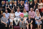 La consejera de Política Social, Familias e Igualdad, Conchita Ruiz, junto a los alcaldes de Pliego y Albudeite durante su visita a los talleres del programa Cercanos de Pliego