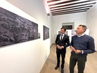 El consejero de Fomento e Infraestructuras, Jorge García Montoro, junto al alcalde de Lorca, Fulgencio Gil, en la exposición 'Belleza escondida'