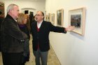 El presidente de la Comunidad inauguró la exposición del pintor Juan Bautista Sanz en Balsicas (2)