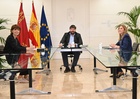 L&oacute;pez Miras se re&uacute;ne con la secretaria general de CCOO en la Regi&oacute;n, Teresa Fuentes