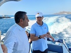 Imagen del consejero, Joaqu&iacute;n Buend&iacute;a, durante su visita a la reserva marina Cabo de Palos-Islas Hormigas.
