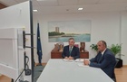 El consejero de Medio Ambiente, Industria, Universidades, Investigaci&oacute;n y Mar Menor, Juan Mar&iacute;a V&aacute;zquez, prepara la Conferencia General de Pol&iacute;tica...